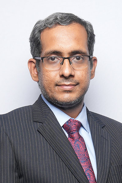 Dr Balasubramanian V