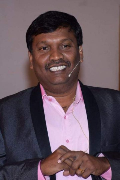 Dr Isreal Inbaraj